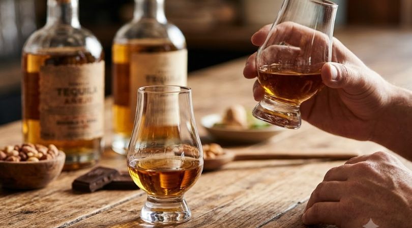 How to Compare Two Añejos Without a Professional Palate?